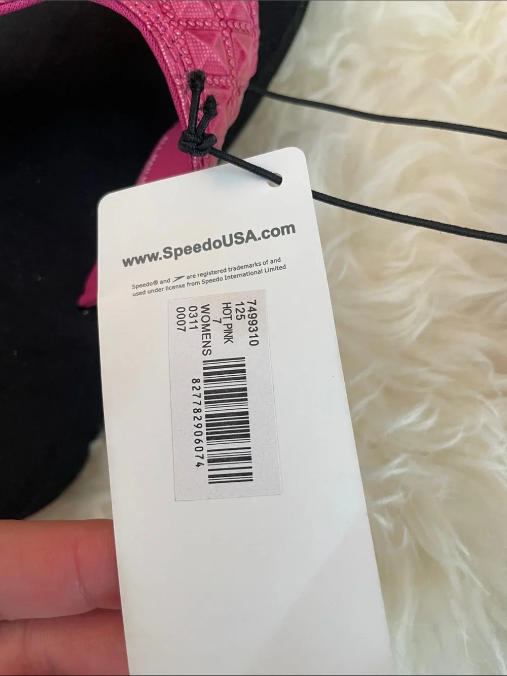 NWT Speedo Women's Quilted Fuchsia Thong Sandals Size 7